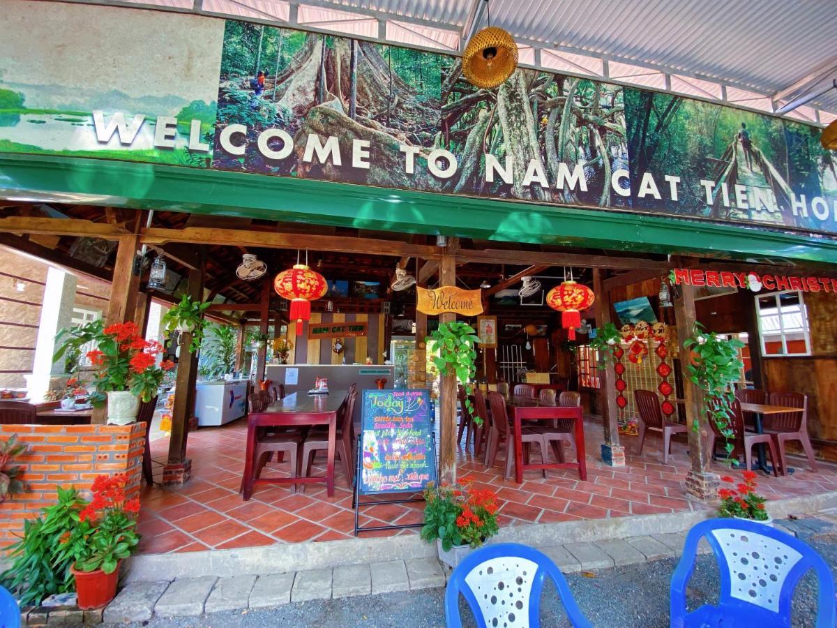 Nam Cat Tien Homestay Exteriér fotografie
